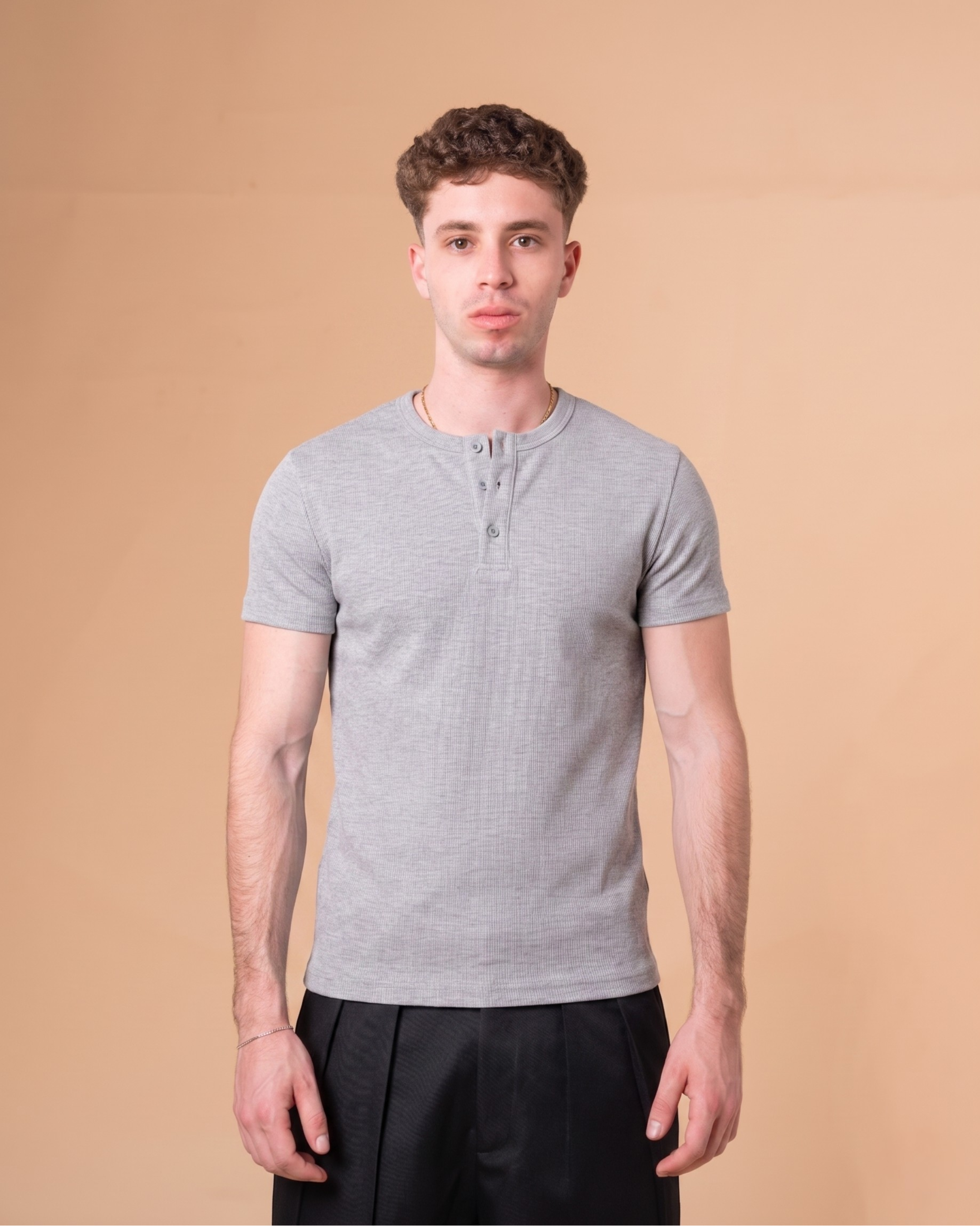 GREY HENLEY T-SHIRT