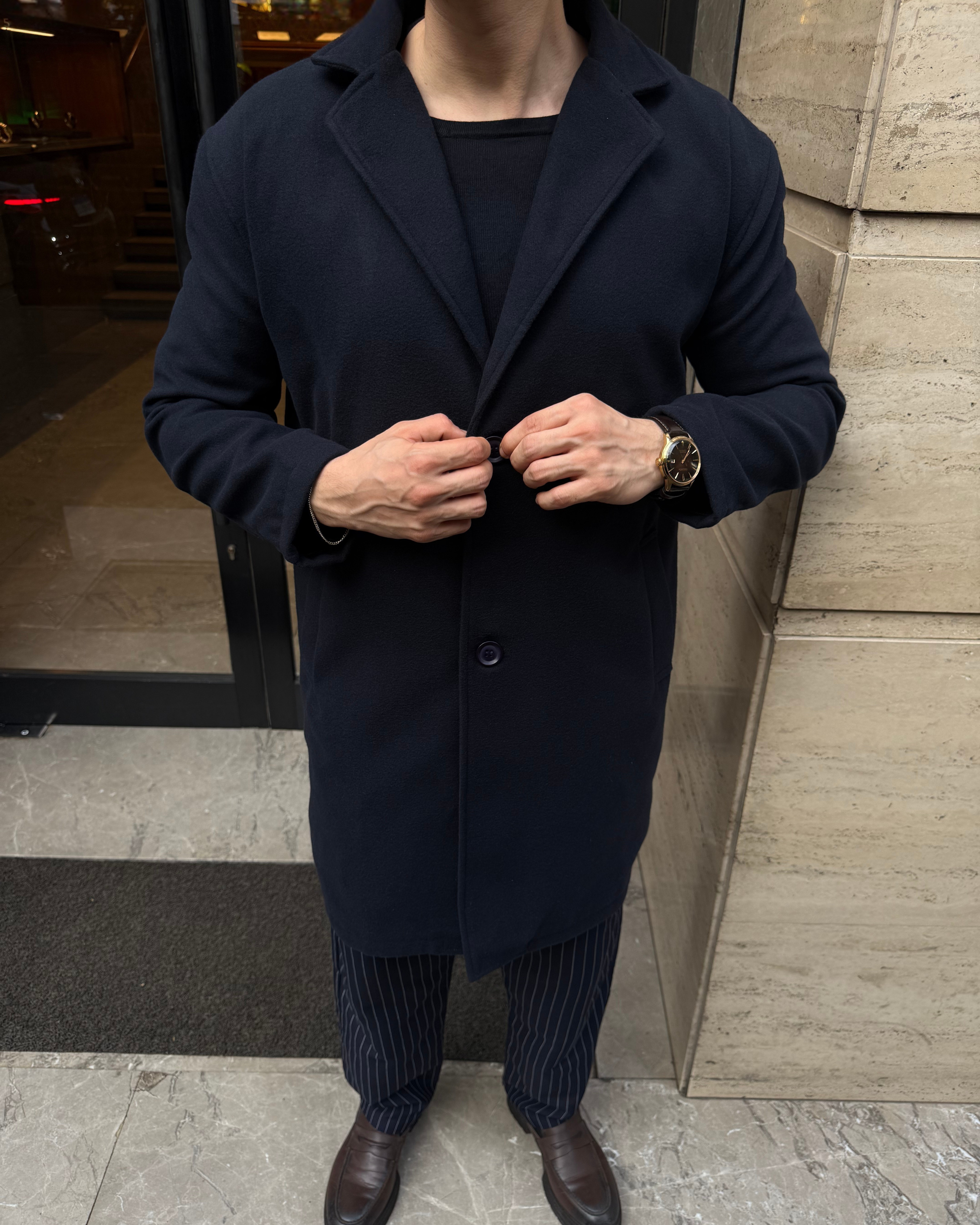 NAVY WOOL COAT