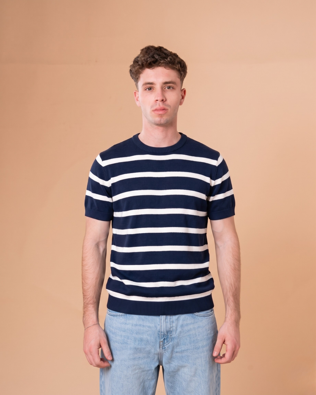 NAVY WHITE-STRIPED KNITTED T-SHIRT