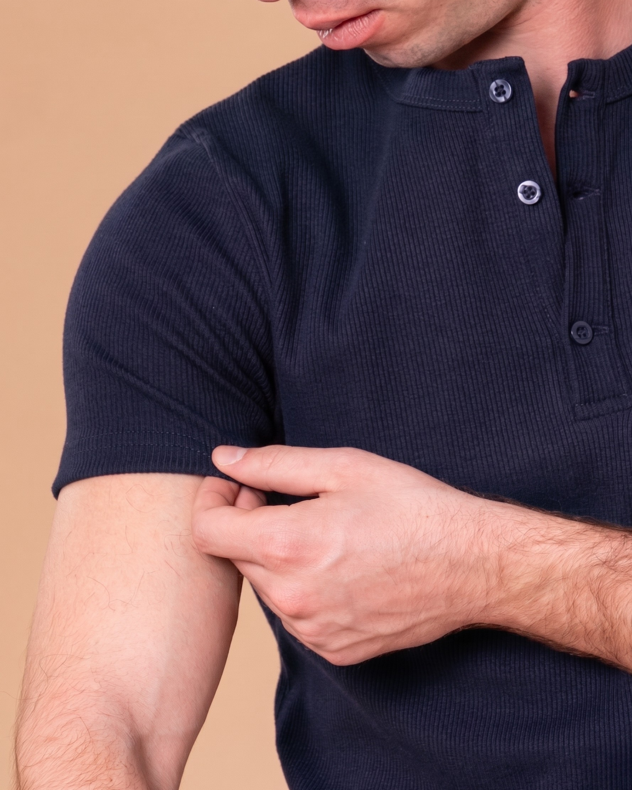 NAVY HENLEY T-SHIRT