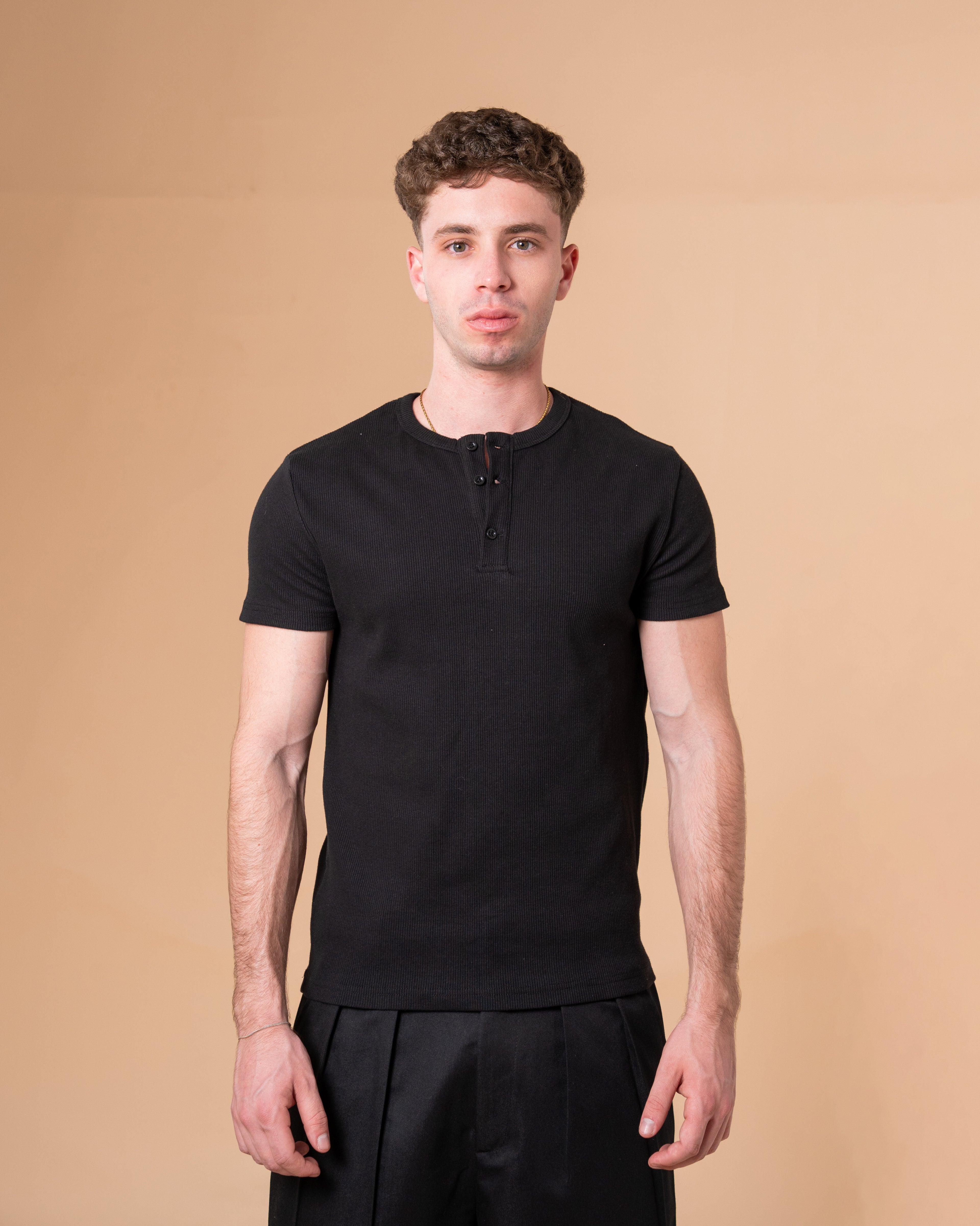 BLACK HENLEY T-SHIRT