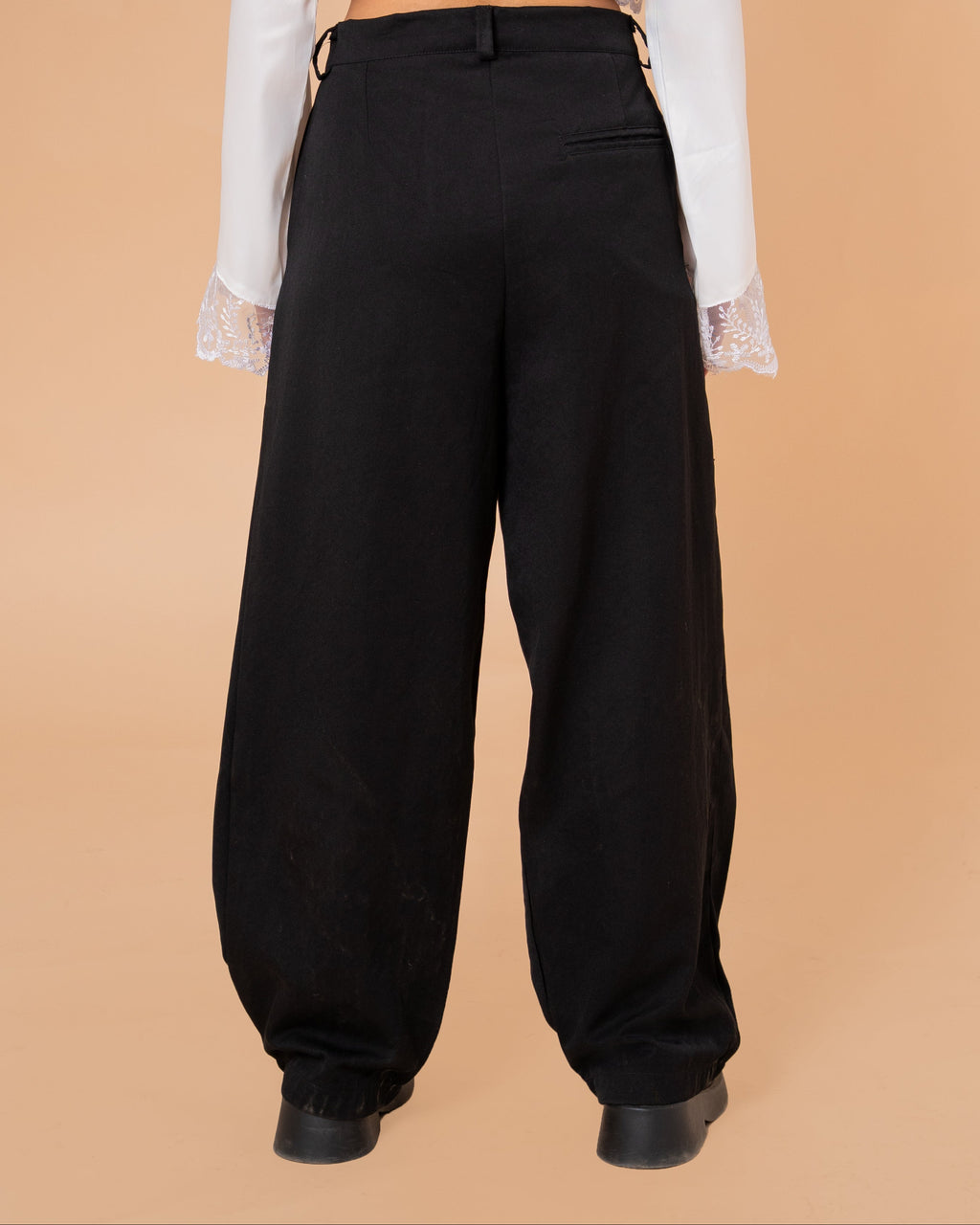 BLACK WRAPPED PANTS