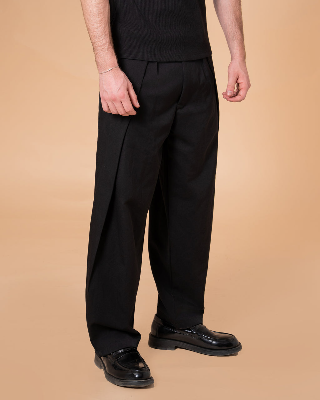 BLACK WRAPPED PANTS