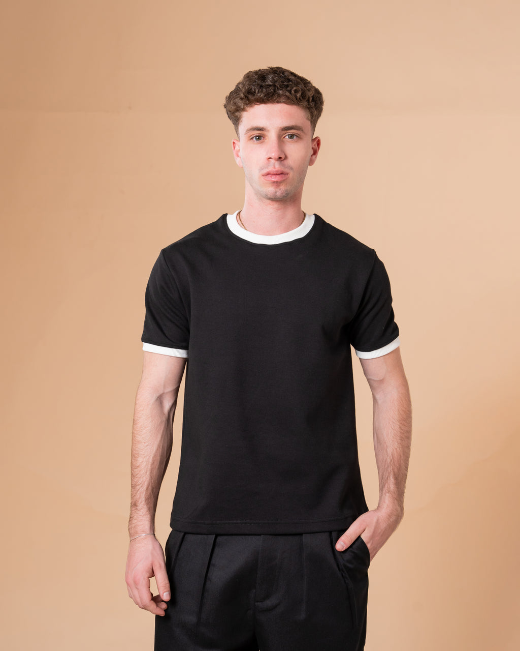 BLACK RINGER T-SHIRT